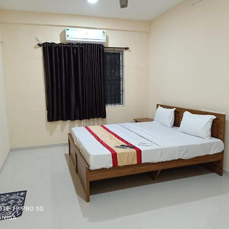 Premier Inn Lodge Mangalore Buitenkant foto
